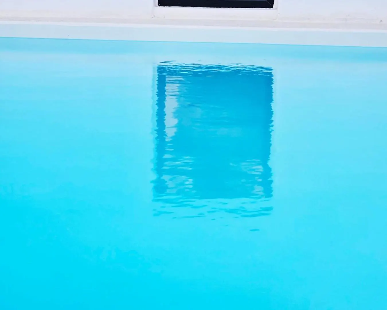 Elli Tropical Luxury Suites Sunset-Infinity Pool- Sea Side-Near Center Parking Mykonos Town Appart hôtel