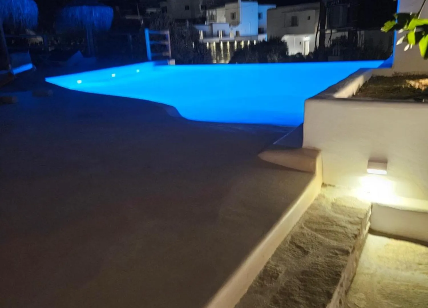 Elli Tropical Luxury Suites Sunset-Infinity Pool- Sea Side-Near Center Parking Mykonos Town Appart hôtel