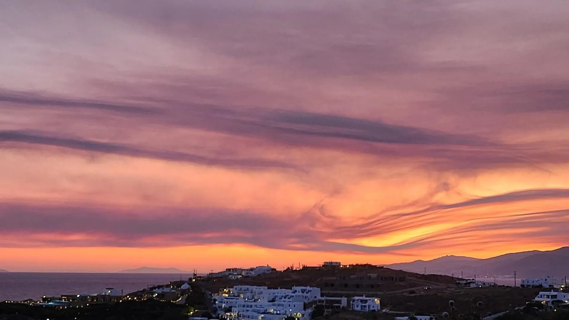 Appart hôtel Elli Tropical Luxury Suites Sunset-Infinity Pool- Sea Side-Near Center Parking Mykonos Town