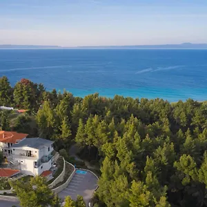 https://mirabilia-boutique-hotel.hotelschalkidiki.net